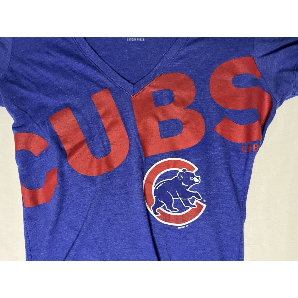 Nike Chicago Cubs V Neck T Shirt Women's Medium Blue Short Sleeve MLB Baseball - Picture 2 of 8